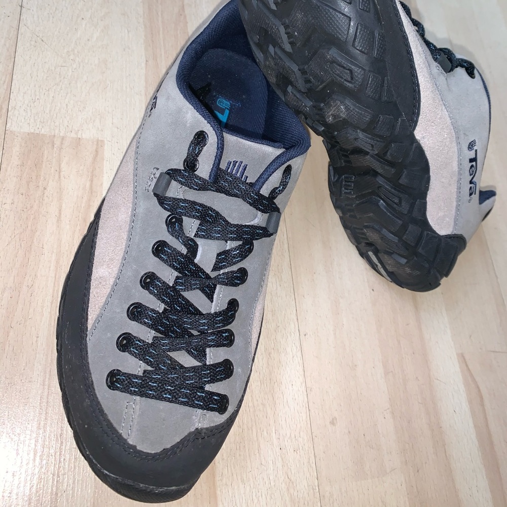 Teva men’s shoes